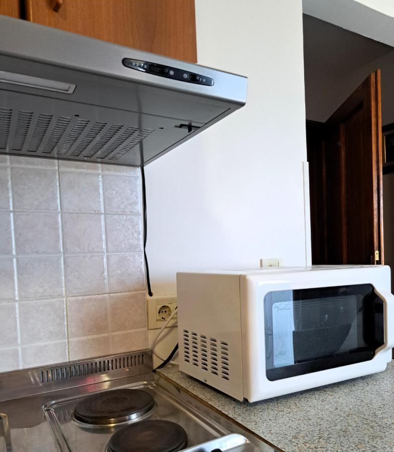 Studio Apartman Olivera ロヴィニ エクステリア 写真